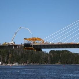 Pumpemikser på bro